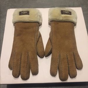 UGG Shearling Sheepskin Leather Gloves